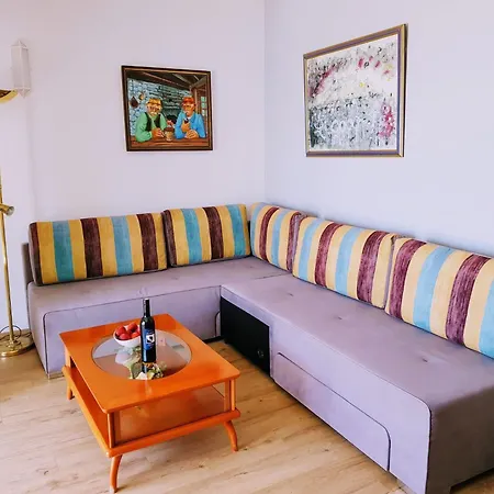 Appartement Mit Gemeinschaftlichem Pool By Interhome