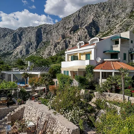 Apartman Mit Gemeinschaftlichem Pool By Interhome *